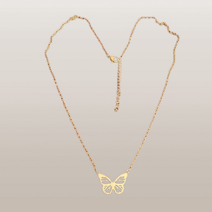 Colar em Aço com design borboleta