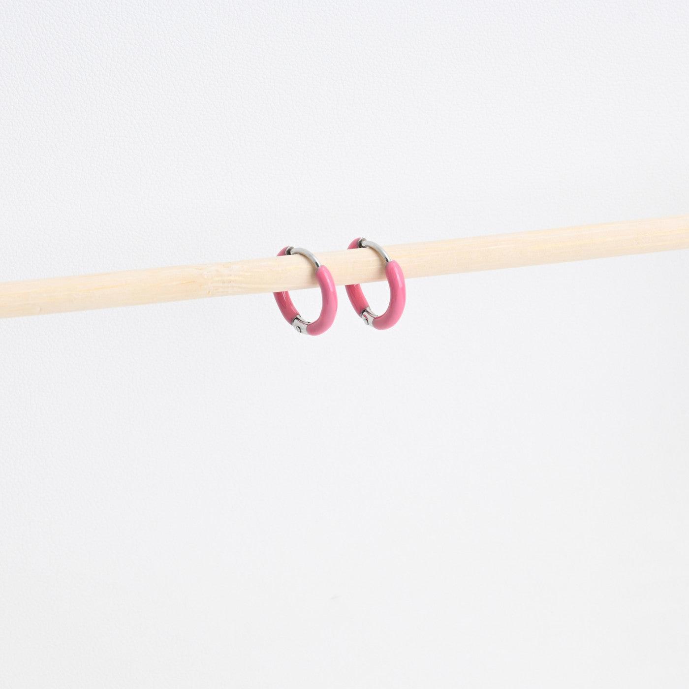 Argolas Aço finas Rosa - L&L Aço